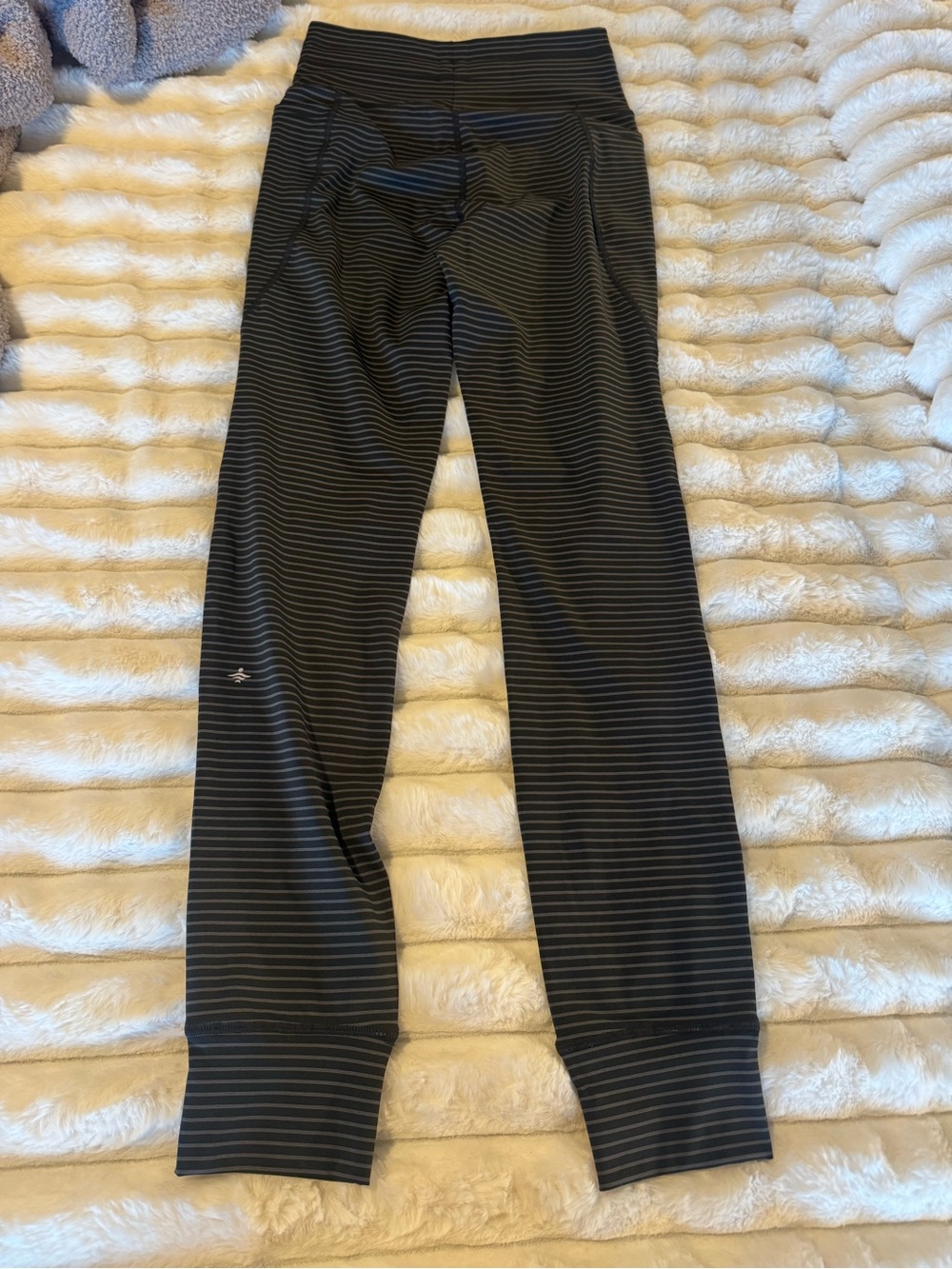 HALARA Black Striped Leggings with Drawstring Waist 28” inseam size small - Picture 3 of 8